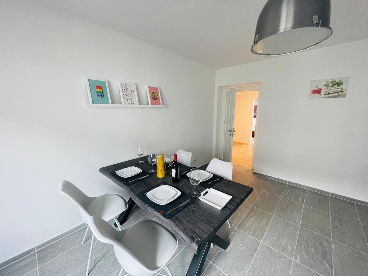Modern * Zentral * Netflix * Arbeitsplatz Apartment Wuppertal Exterior photo